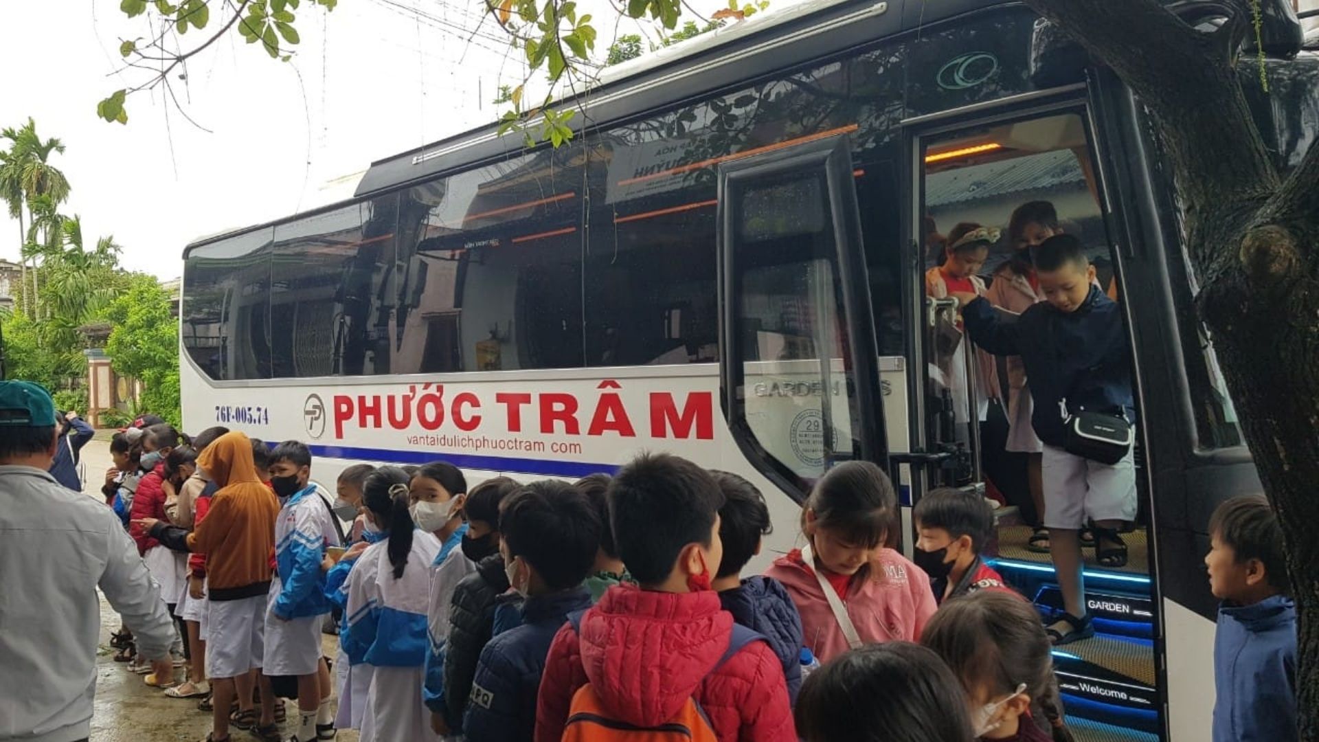Thuê xe du lịch Quảng Ngãi tại Vận tải du lịch Phước Trâm – 1 Lựa chọn tuyệt vời cho chuyến du lịch của bạn 3 Vận tải du lịch Phước Trâm - Cho thuê xe du lịch Quảng Ngãi