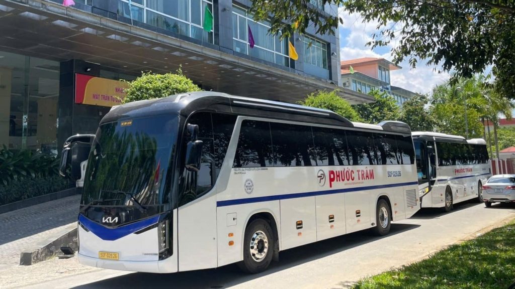 30 Dịch vụ thuê xe du lịch Quảng Ngãi theo tour hoặc theo hợp đồng tại Công ty TNHH vận tải du lịch Phước Trâm