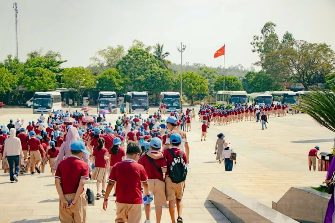 Thuê xe du lịch Quảng Ngãi